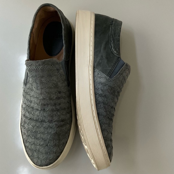Sofft, size 10, leather slip-on, EUC - Picture 4 of 6